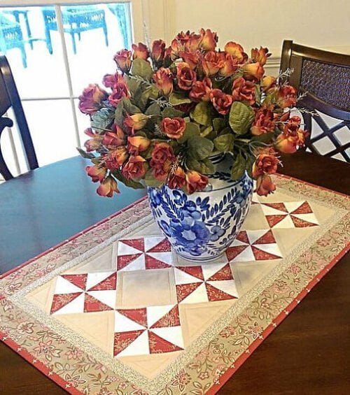 Classic Pinwheels Table Runner