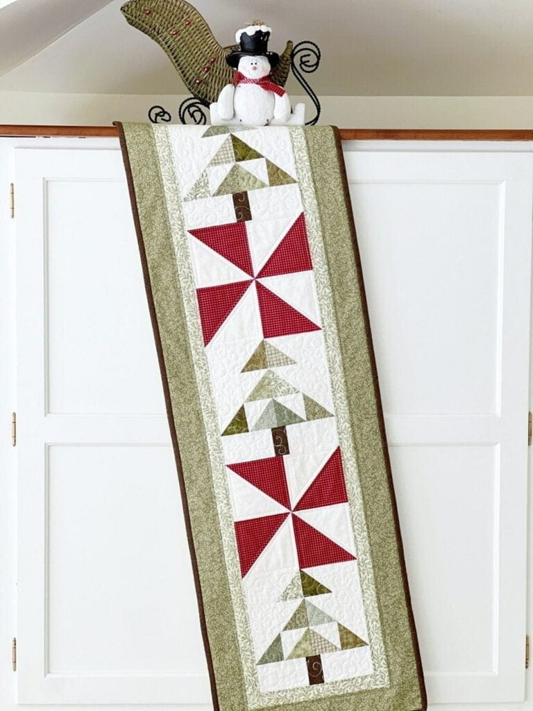 Peppermint Woods Table Runner Pattern