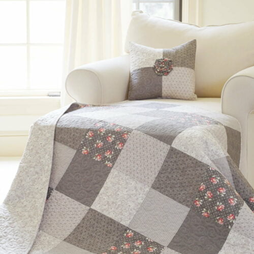 Bella Rose Quilt Pattern & Pillow Pattern