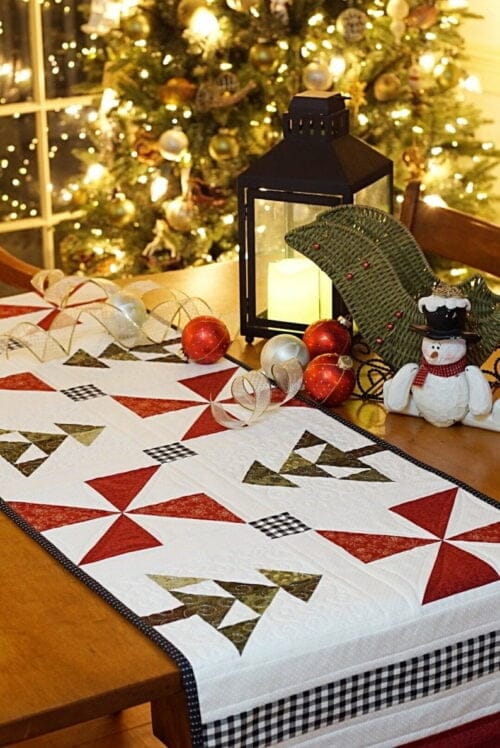 An Evergreen Christmas Table Runner pic 4