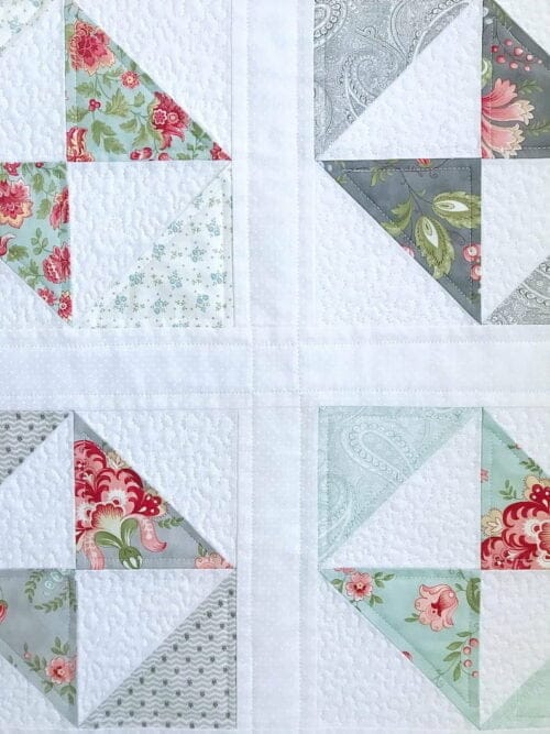 Pretty Petit Fours Quilt Pattern pic 3