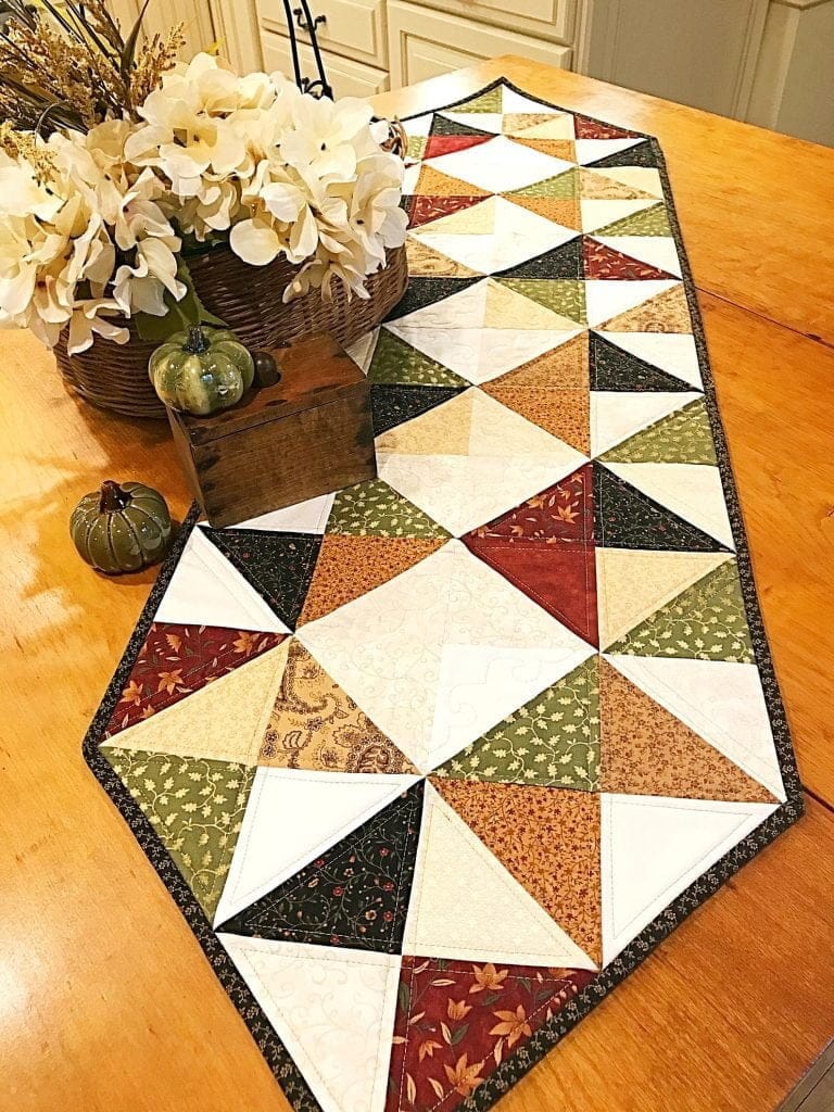 Cottage Diamonds Table Runner Pattern