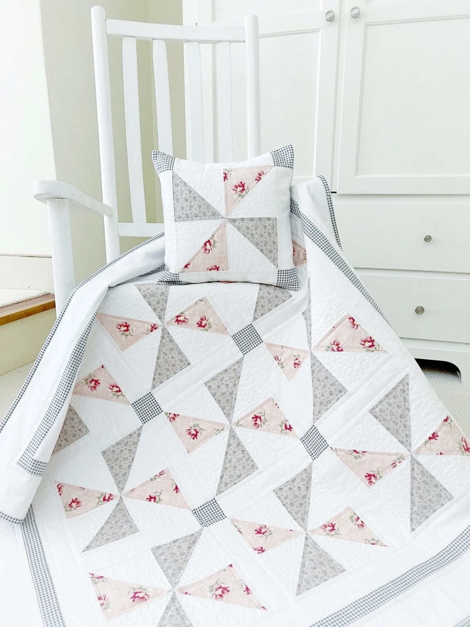 Pinwheel Dreams Quilt Pattern