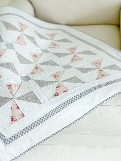 Pinwheel Dreams Quilt Pattern & Pillow Pattern - Image 5