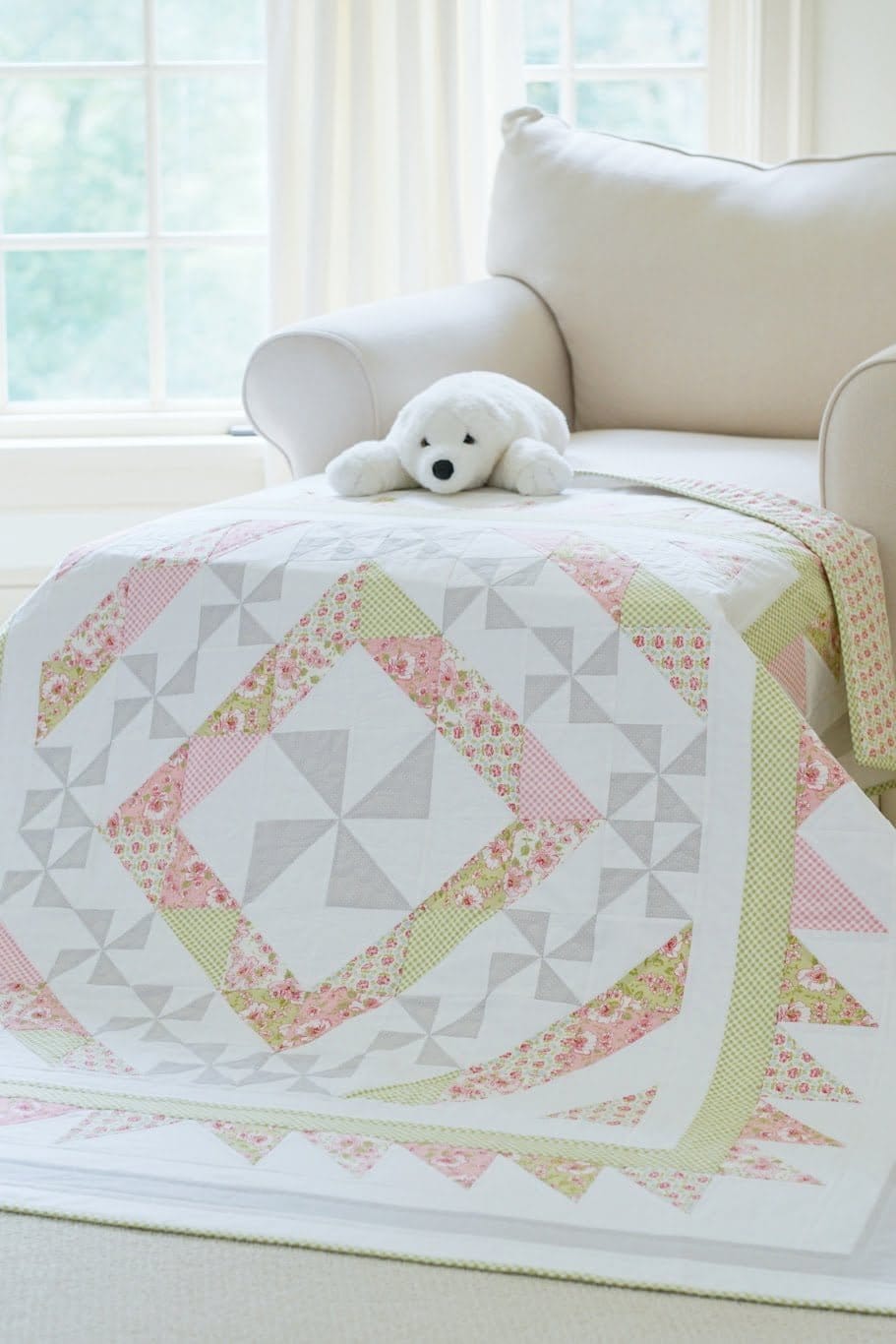 Pinwheel Promenade Quilt Pattern with polar bear