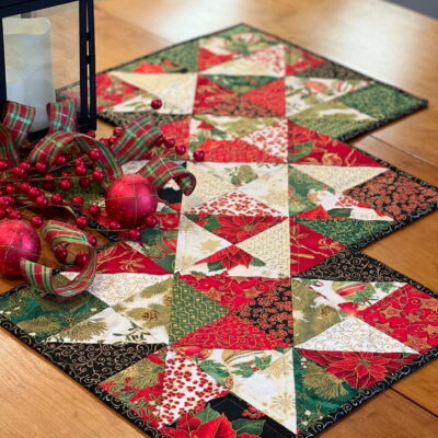 Holiday Stars table runner pattern with Lantern and bows