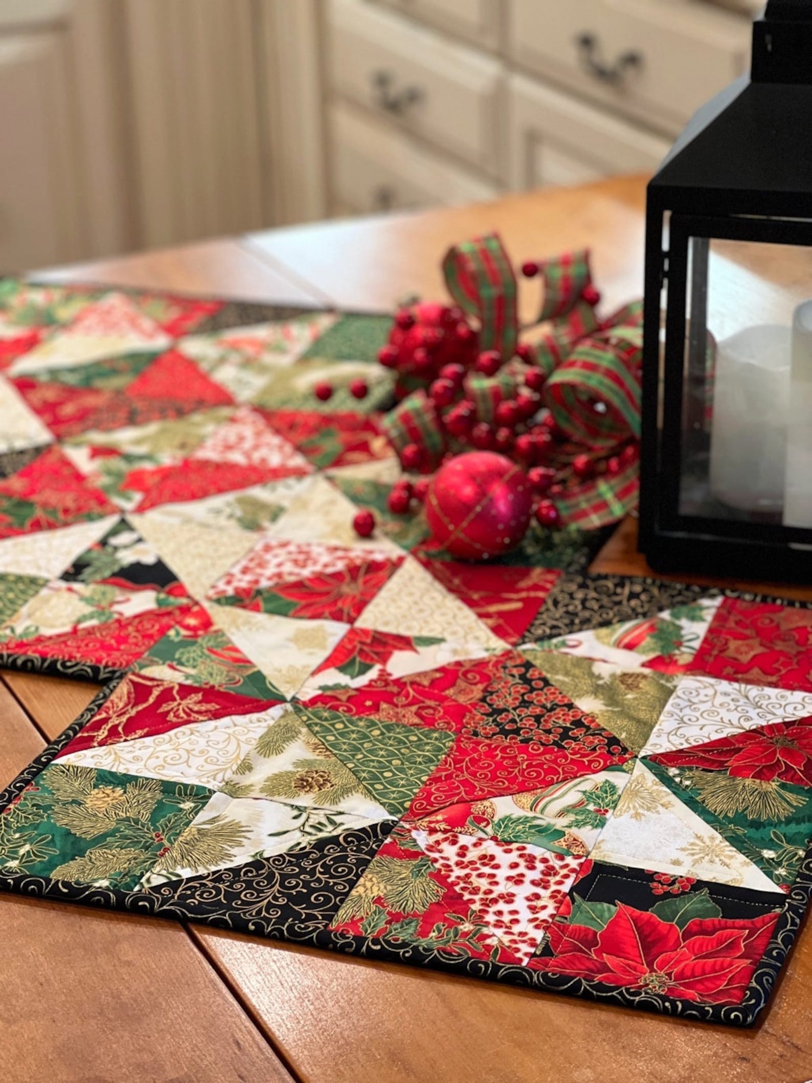 Holiday Stars table runner pattern with Lantern