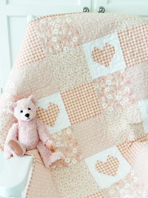 baby quilt pattern Patchwork of Love with bear